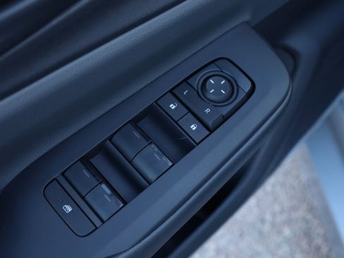 New 2026 Toyota Prius LE image 17