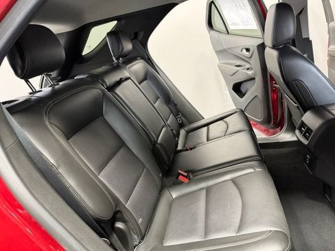 Used 2019 Chevrolet Equinox Premier FWD image 27