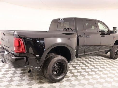 Used 2025 RAM 3500 Laramie w/ Night Edition AWD/4WD image 22