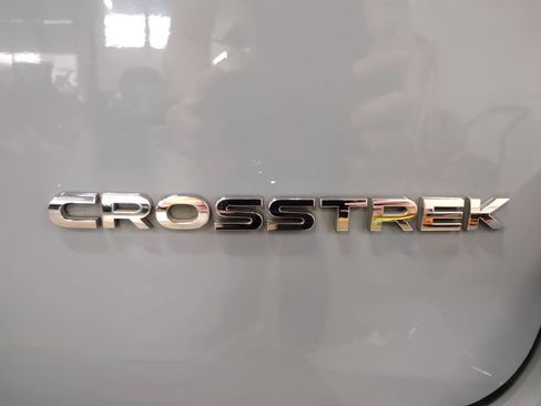 Used 2019 Subaru Crosstrek 2.0i Limited w/ Moonroof Package w/Navigation AWD/4WD image 14
