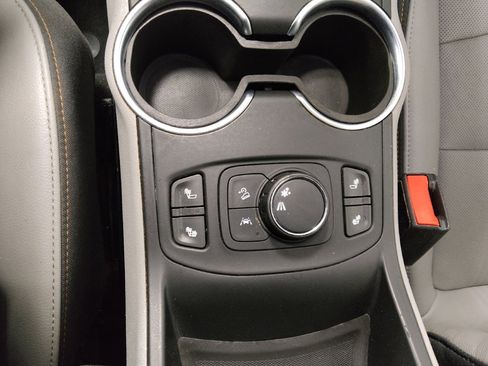 Used 2018 GMC Terrain SLT w/ Preferred Package image 26