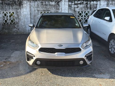 Used 2019 Kia Forte LXS FWD image 2