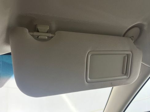 Used 2018 Toyota Camry LE image 79