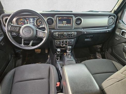 Used 2021 Jeep Wrangler Unlimited Sport image 16