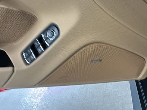 Used 2011 Porsche Panamera 4 image 21