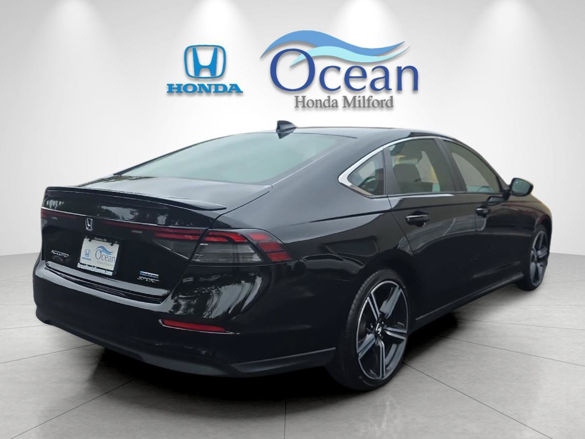 Used 2023 Honda Accord Sport image 3