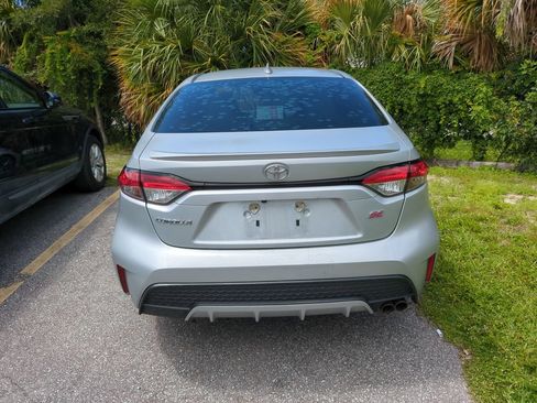 Used 2020 Toyota Corolla SE FWD image 3