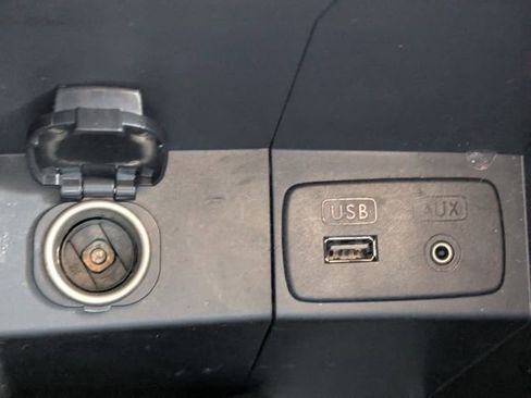 Used 2015 Subaru Forester 2.5i Limited image 30