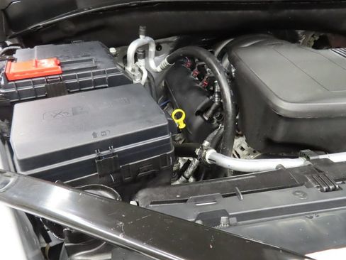 Used 2025 GMC Sierra 1500 AT4 w/ AT4 Premium Package AWD/4WD image 36