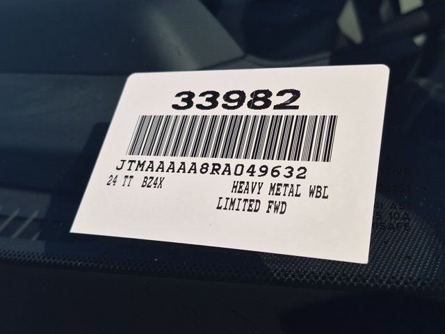 Used 2024 Toyota bZ4X FWD image 19
