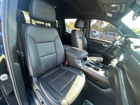 Used 2024 Chevrolet Silverado 1500 High Country AWD/4WD image 35