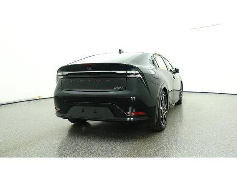 New 2026 Toyota Prius Plug-In Hybrid image 24