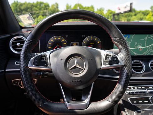 Used 2018 Mercedes-Benz E 43 AMG 4MATIC Sedan image 29