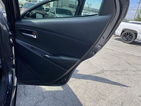 Used 2020 Toyota Yaris LE image 23