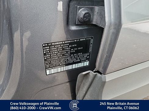 Certified 2022 Volkswagen Taos SE image 35