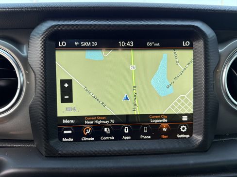 Used 2022 Jeep Wrangler Unlimited Sahara AWD/4WD image 7
