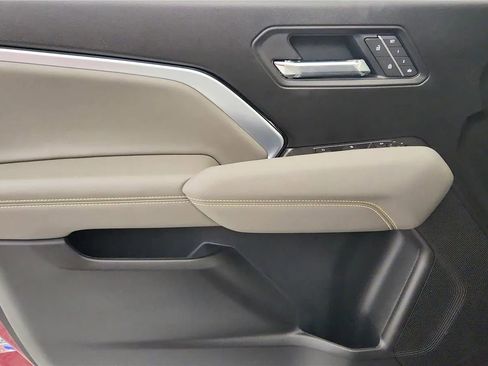 New 2026 Chevrolet Colorado ZR2 AWD/4WD image 33
