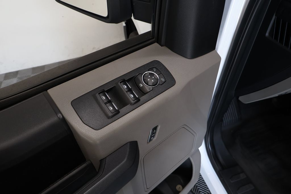 Used 2019 Ford F150 XL w/ Equipment Group 101A Mid RWD image 18