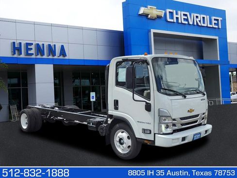 New 2025 Chevrolet Low Cab Forward image 1