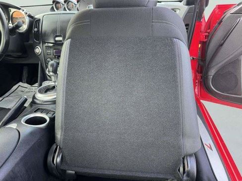 Used 2015 Nissan 370Z Coupe RWD image 69