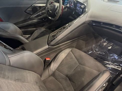 Used 2023 Chevrolet Corvette Z06 w/ Stealth Interior Trim Package RWD image 8