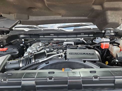 Used 2025 GMC Sierra 2500 AT4 AWD/4WD image 13