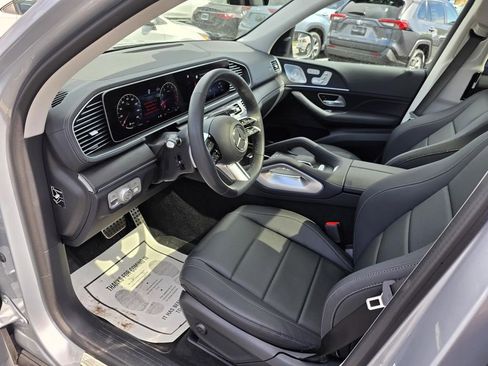 Certified 2026 Mercedes-Benz GLS 450 4MATIC image 25