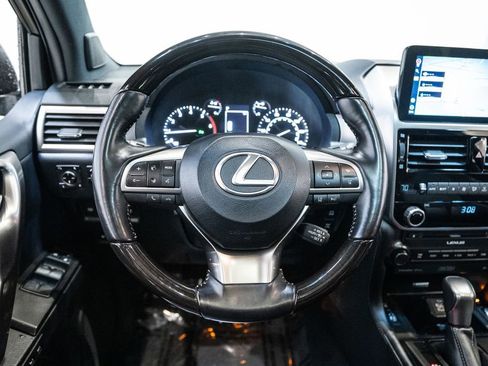 Used 2022 Lexus GX 460 Premium w/ Premium Plus Package image 16