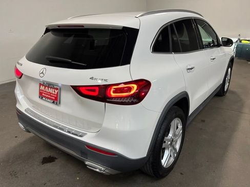Used 2021 Mercedes-Benz GLA 250 4MATIC w/ Premium Package image 3