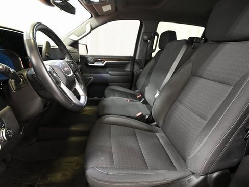 Used 2022 GMC Sierra 1500 Elevation w/ LPO, Elevation Black Package image 8