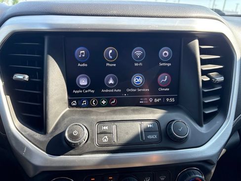 Used 2023 GMC Acadia SLE FWD image 10