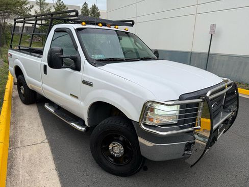 Used 2005 Ford F250 XLT AWD/4WD image 7