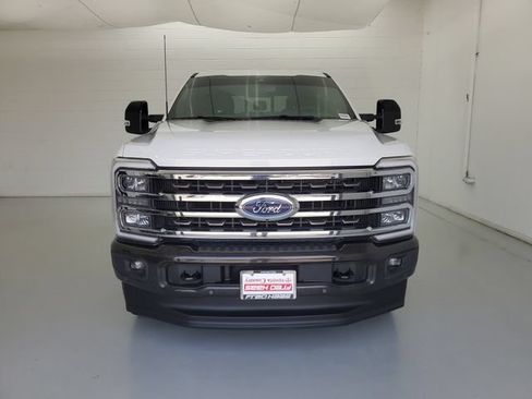 Used 2025 Ford F250 King Ranch AWD/4WD image 3