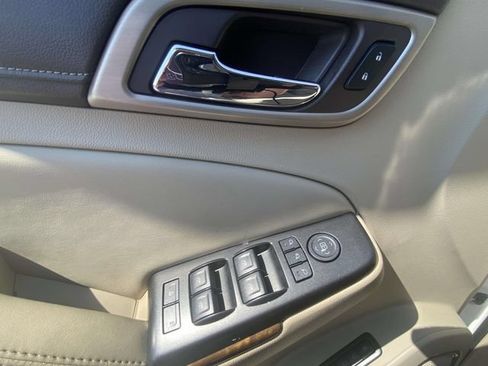 Used 2016 GMC Yukon Denali w/ Open Road Package RWD image 16