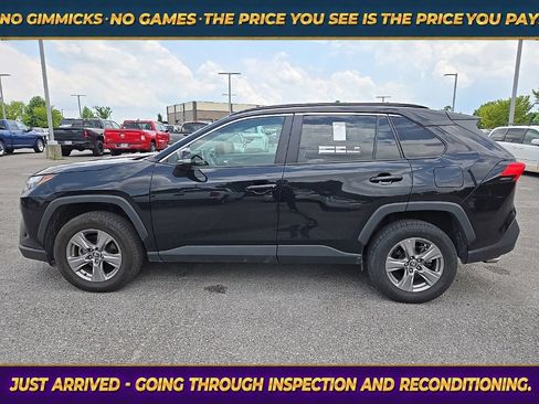 Used 2024 Toyota RAV4 XLE w/ Weather Package AWD/4WD image 5
