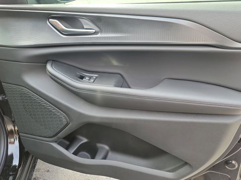 New 2025 Jeep Grand Cherokee L Laredo image 28