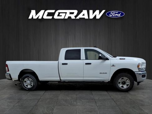 Used 2022 RAM 3500 Tradesman AWD/4WD image 7