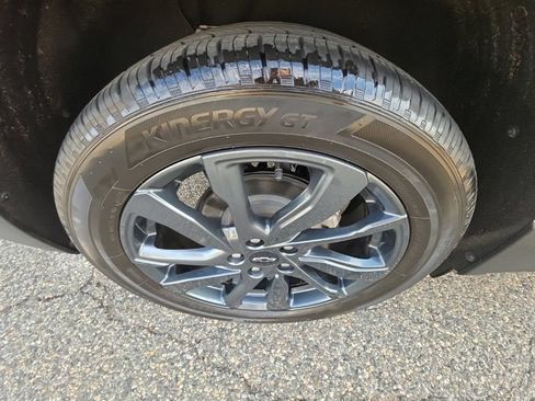 Used 2023 Chevrolet Equinox RS AWD/4WD image 35