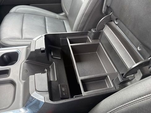 Used 2024 GMC Sierra 1500 SLT w/ SLT Premium Plus Package image 32