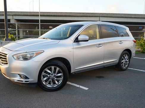Used 2014 INFINITI QX60 FWD w/ Premium Package image 3