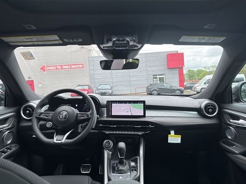 New 2026 Alfa Romeo Tonale AWD/4WD image 13
