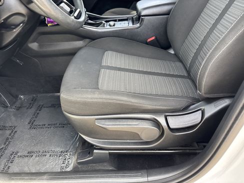 Used 2021 Kia Sorento LX FWD image 19