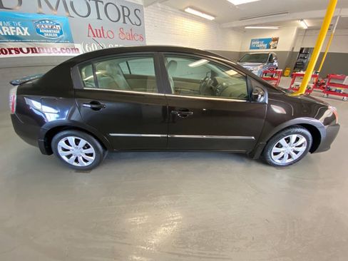 Used 2011 Nissan Sentra 2.0 S w/ Convenience Pkg FWD image 18