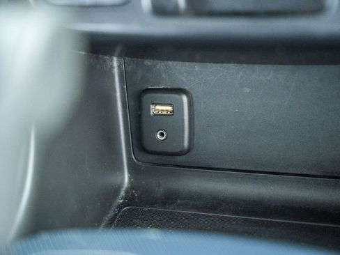 Used 2015 Chevrolet Colorado Z71 image 24