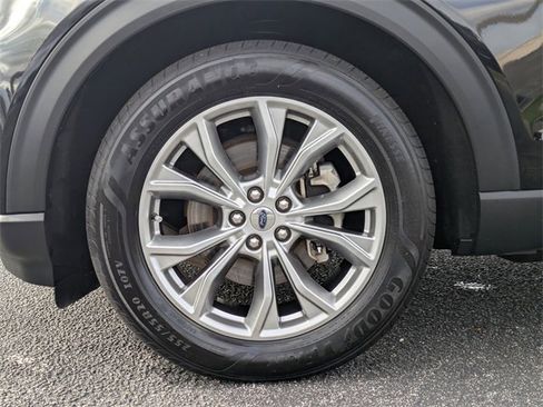 Used 2022 Ford Explorer Limited w/ Equipment Group 301A image 14