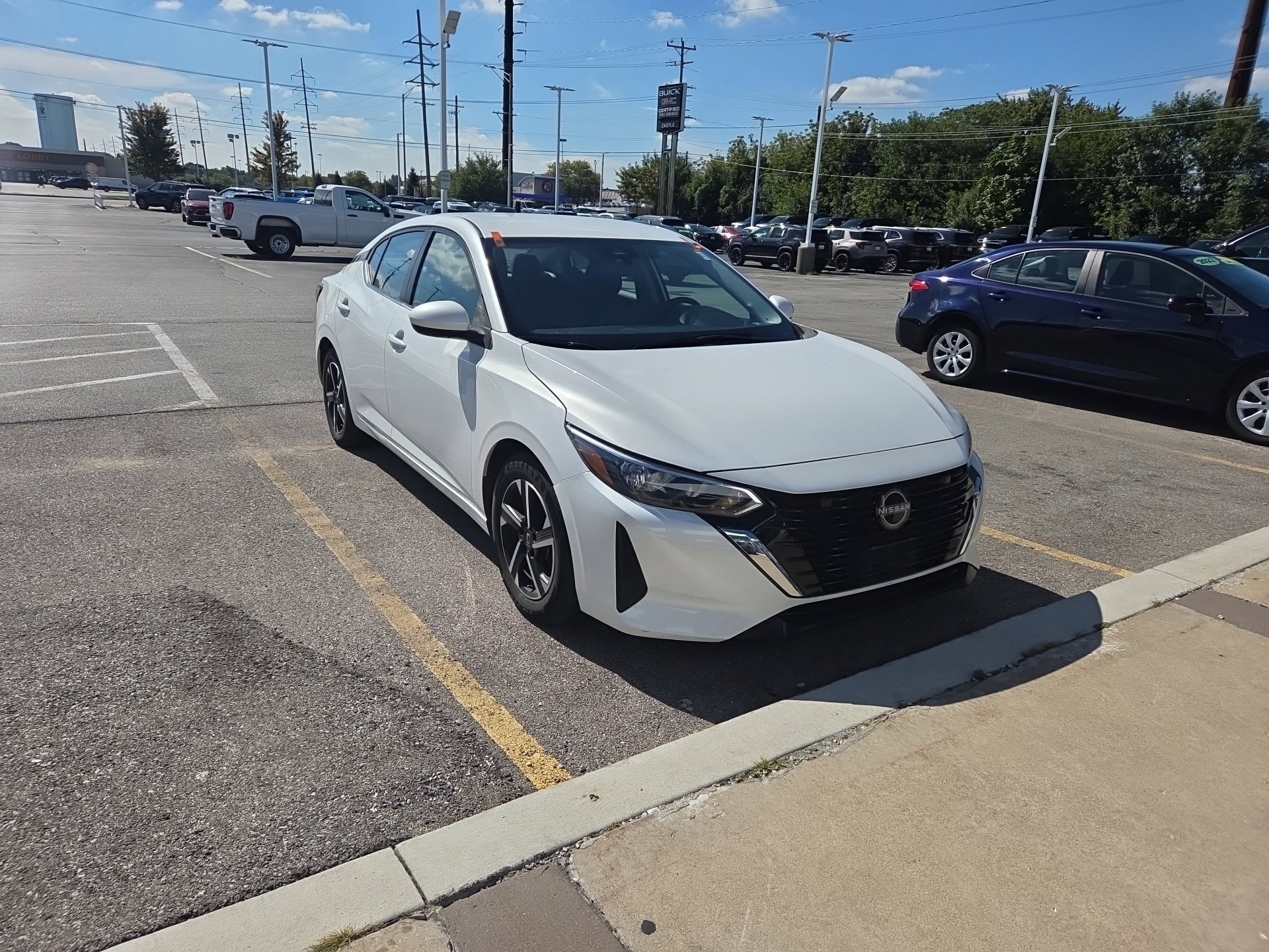 Used 2024 Nissan Sentra SV FWD image 5