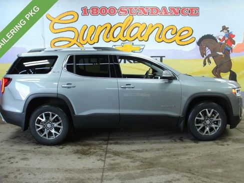 Used 2023 GMC Acadia SLE w/ Trailering Package image 1