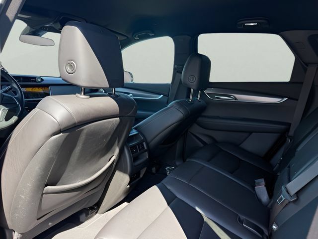 Used 2023 Cadillac XT5 Luxury FWD image 13