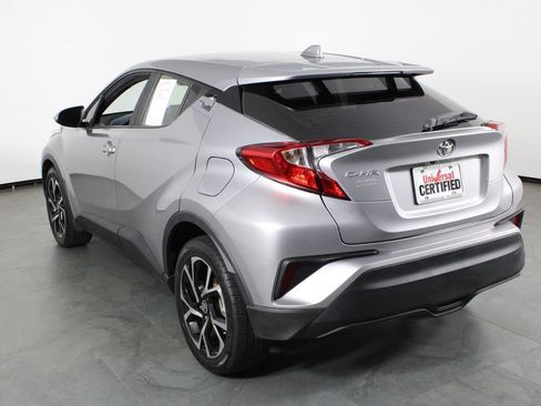 Used 2020 Toyota C-HR XLE FWD image 15