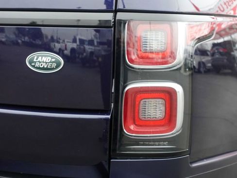 Used 2019 Land Rover Range Rover HSE image 7